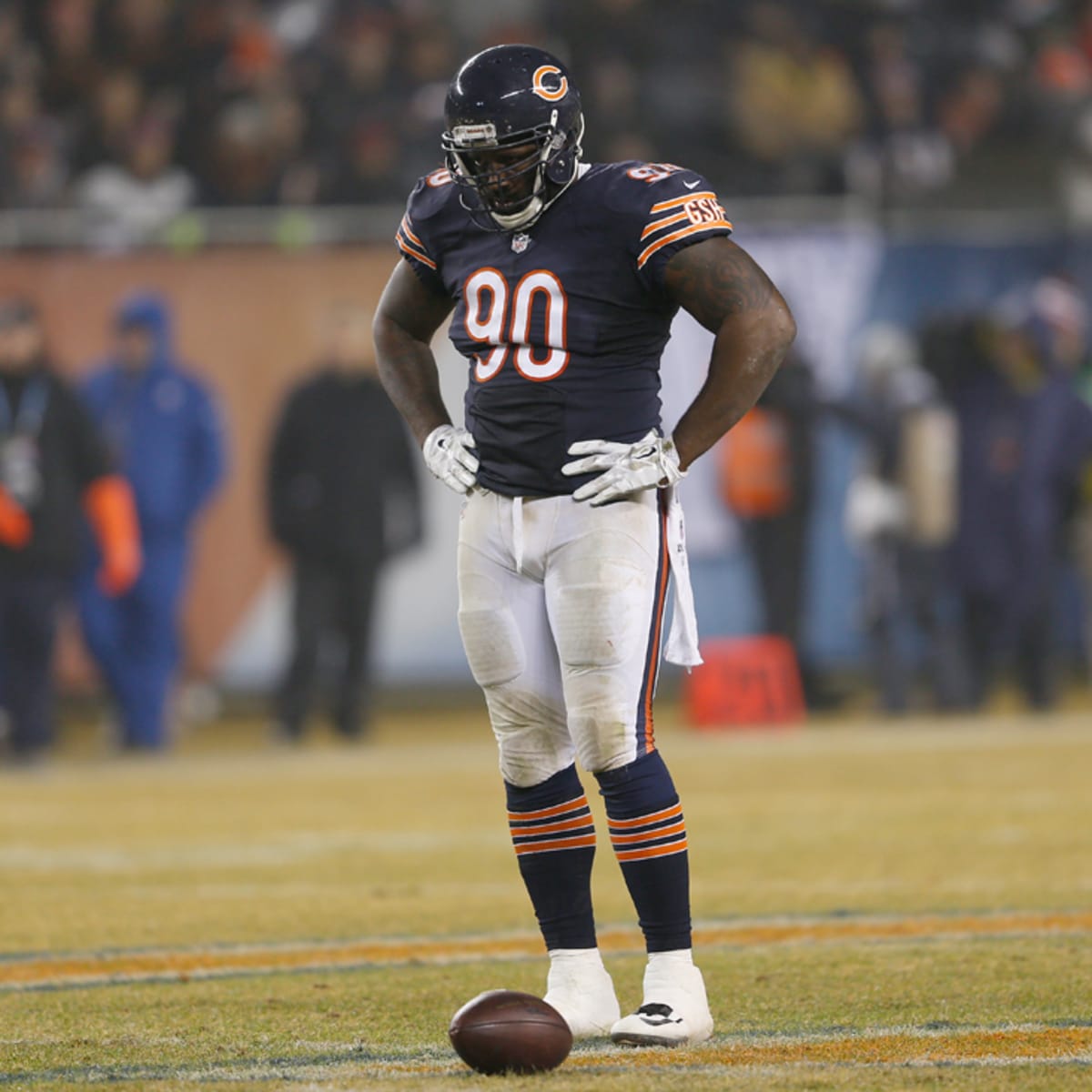 Police Report: Ex-Bears DT Jeremiah Ratliff 'felt like killing everybody in  the building'