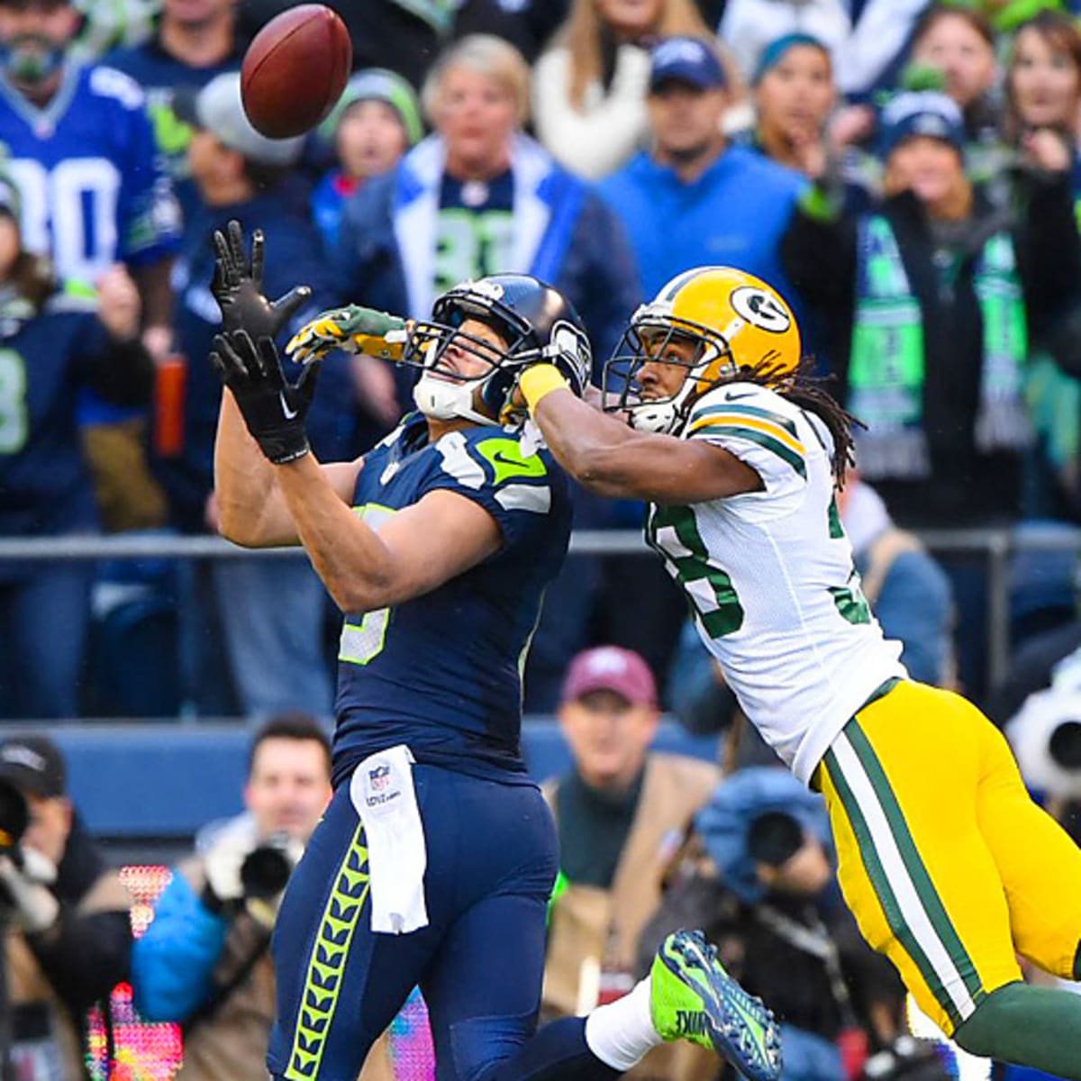 Seattle Seahawks in miracle comeback to beat Packers, reach Super