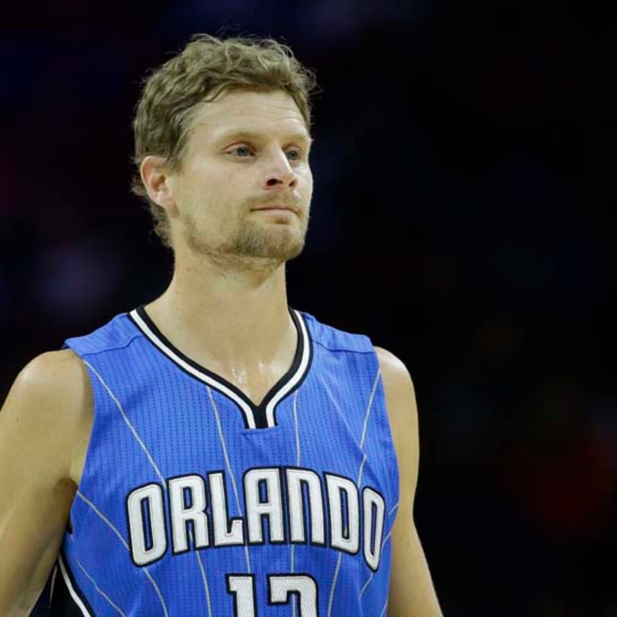 Thunder acquire Luke Ridnour, future draft picks in trade with Charlotte