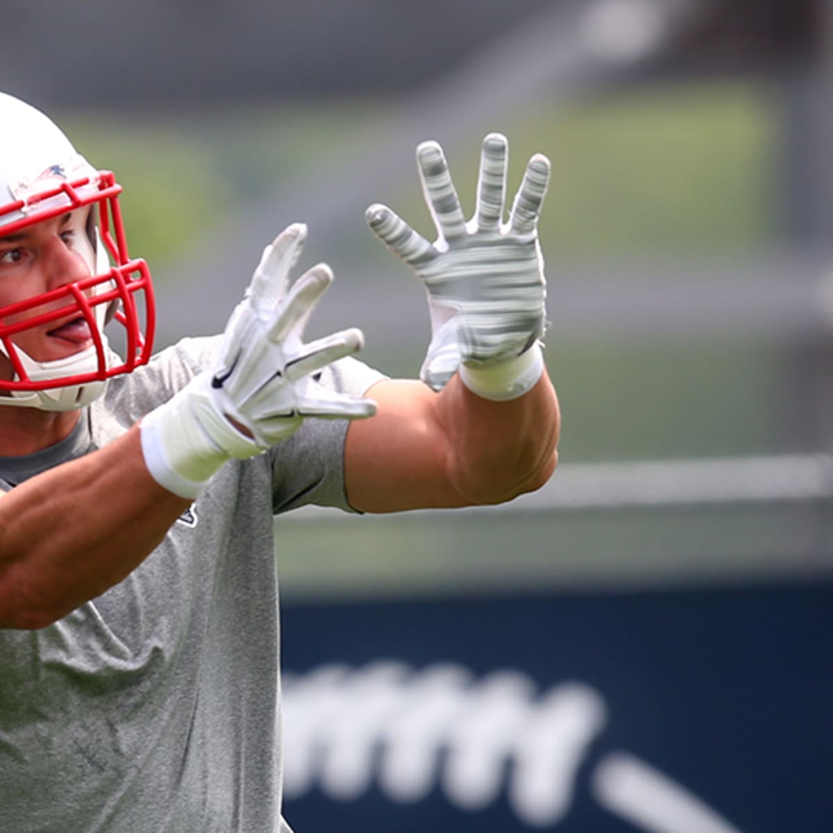 Rob Gronkowski, Patriots pose unique test for defenses - Sports Illustrated