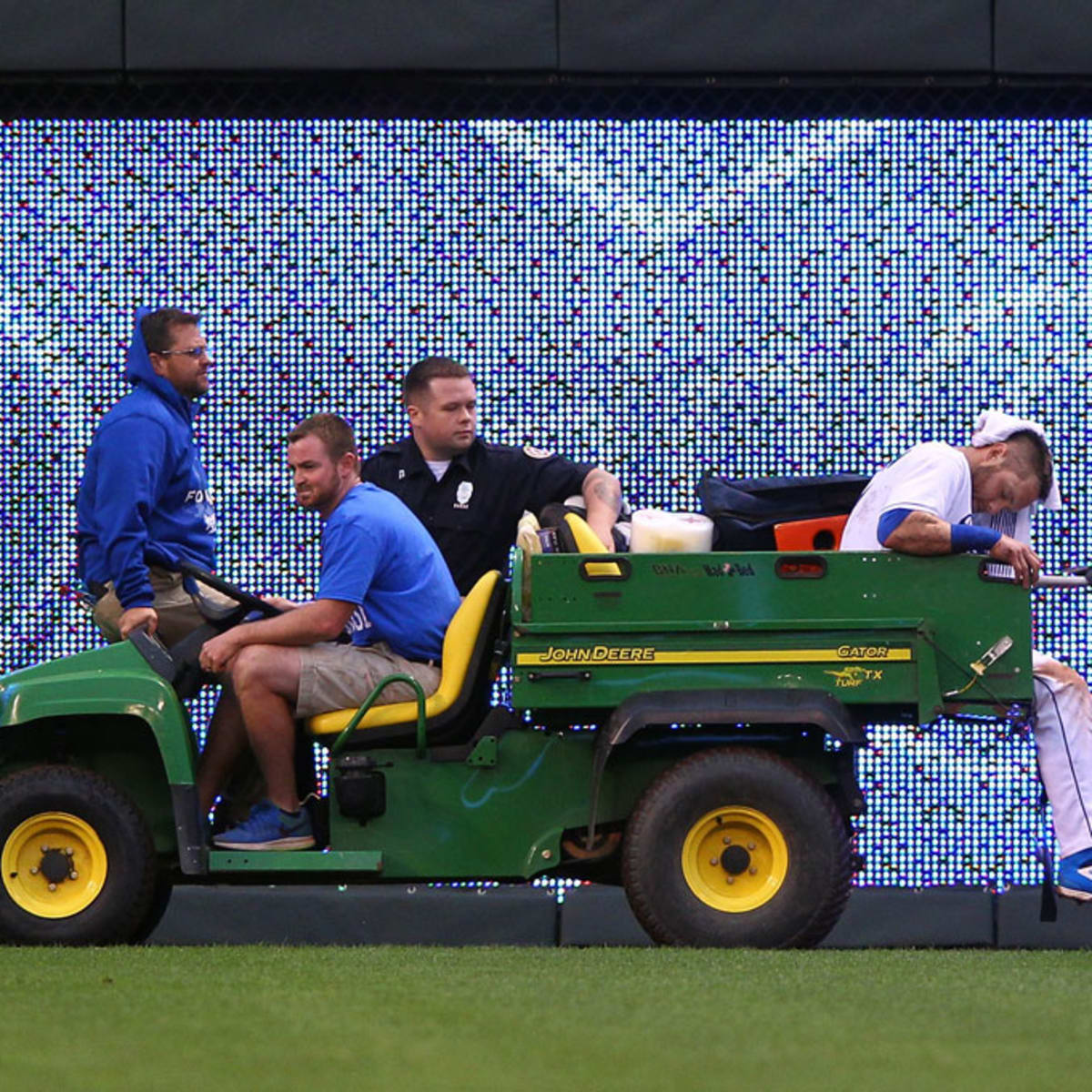 Royals lose All-Star left fielder Alex Gordon for two months with groin  injury - NBC Sports