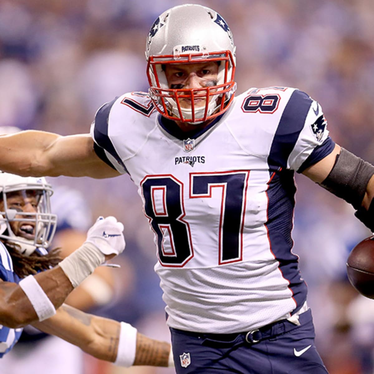 New England tight end Gronkowski sets career touchdown record - Eurosport