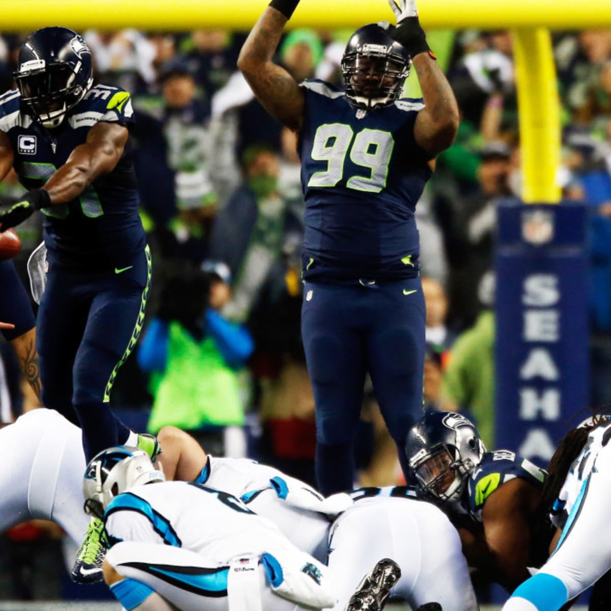 Forget About the Bat, Man: Kam Chancellor Saved Seattle – Rolling