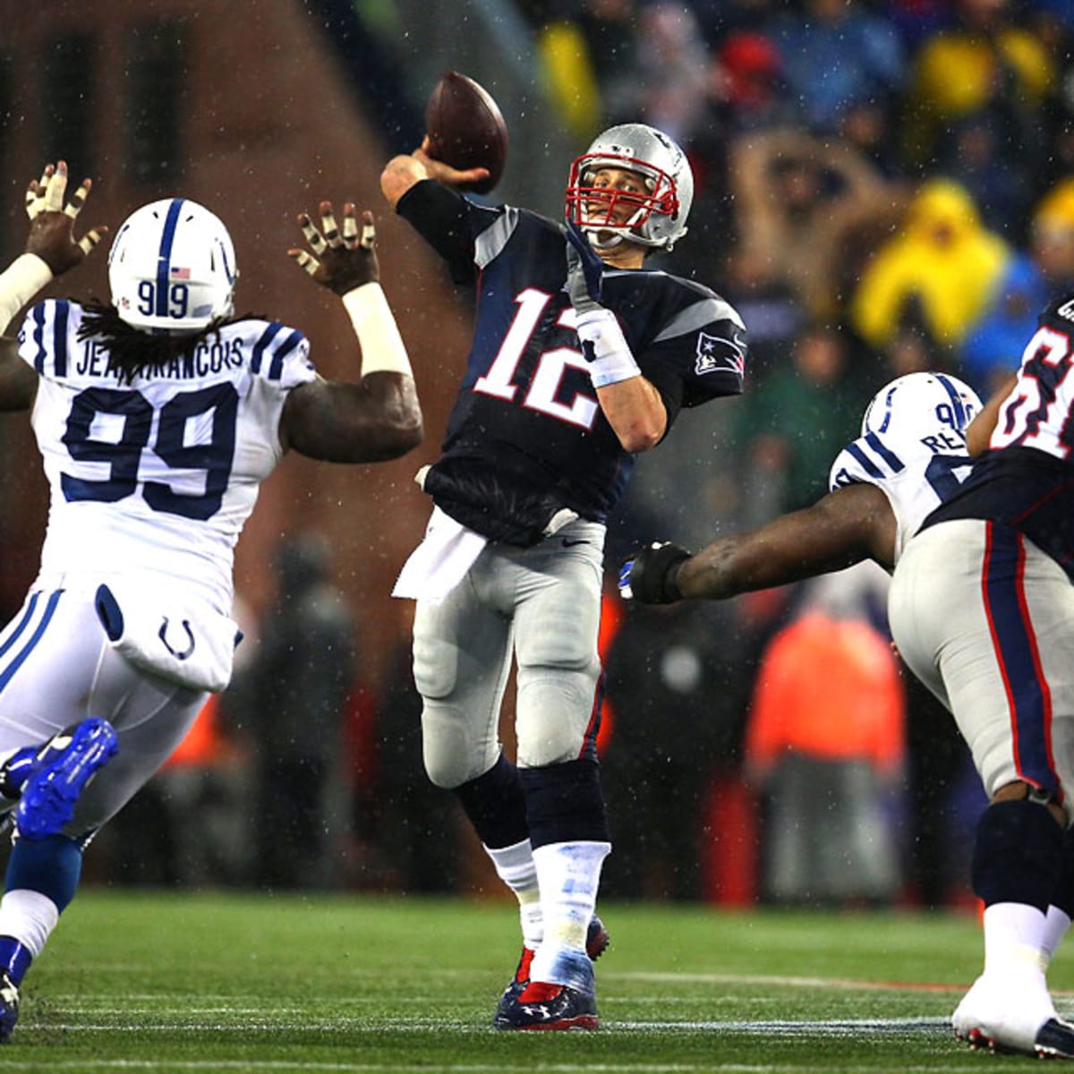 Tom Brady plotting with Dolphins while still on the Patriots is