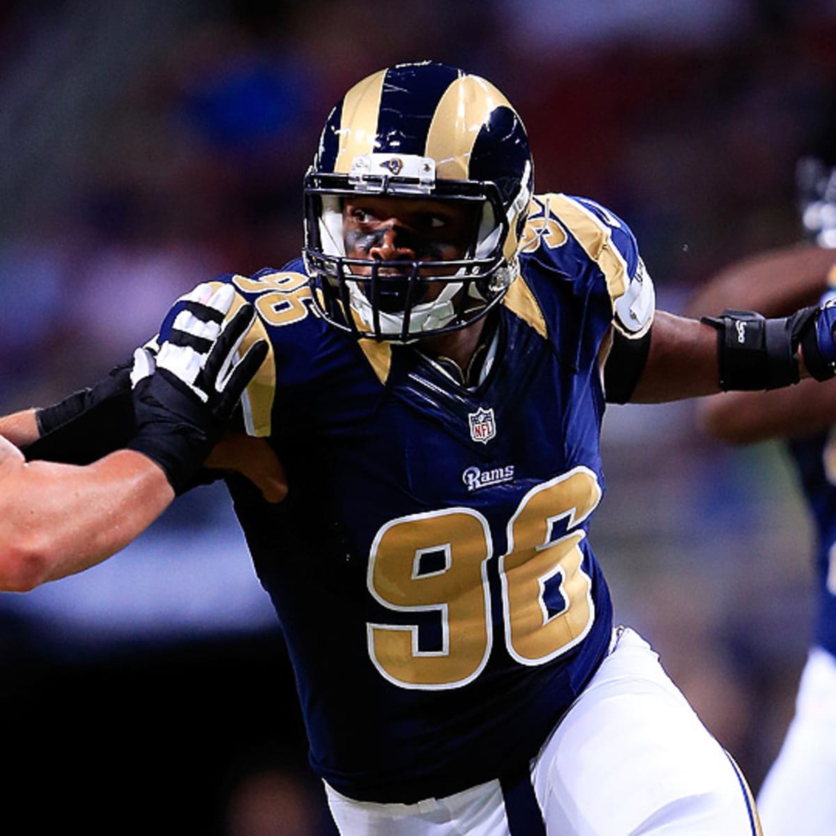 ESPN apologizes for Michael Sam shower report