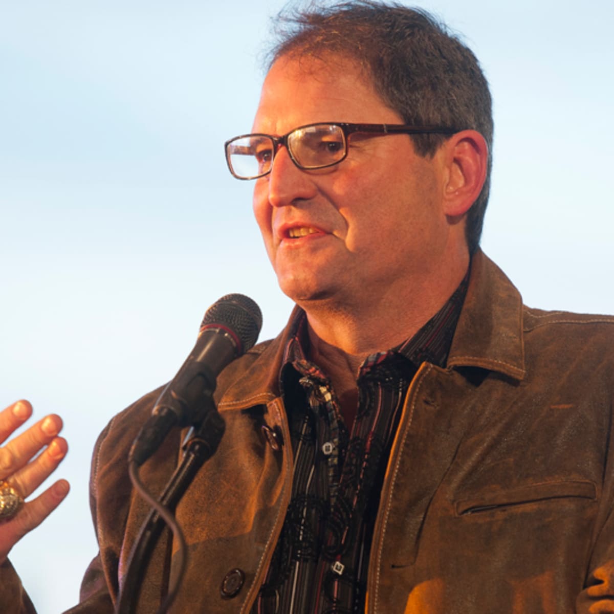 Browns' Bernie Kosar: The Real Representation of His Commentary Against the  Rams - Dawgs By Nature