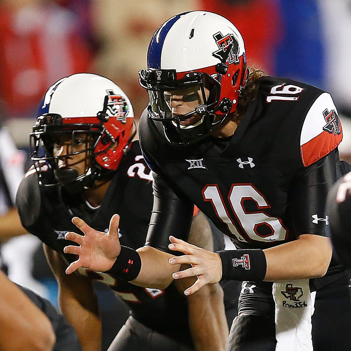 Patrick Mahomes Texas Tech Red Raiders Unsigned Black Jersey Throwing Close  Up Photograph