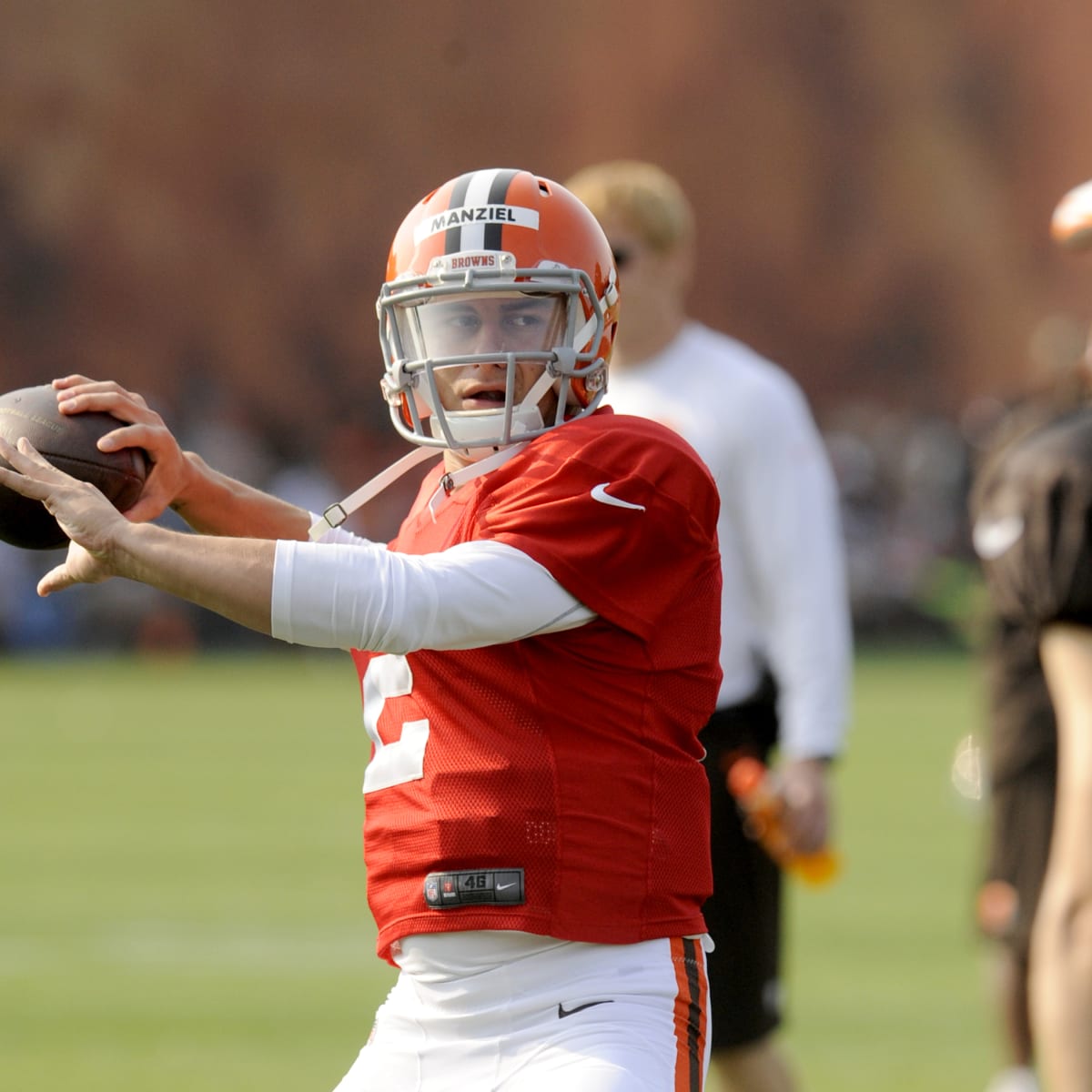 Browns Name Brian Hoyer, Not Johnny Manziel, the Starting QB Against Colts  - Dawgs By Nature