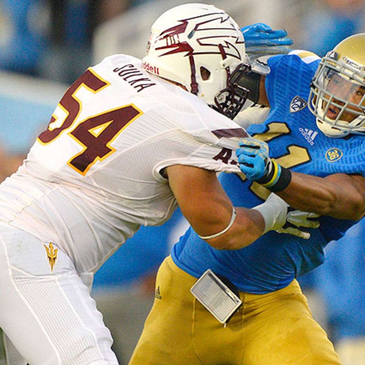 2014 NFL Combine: Louis Nix falls down during broad jump