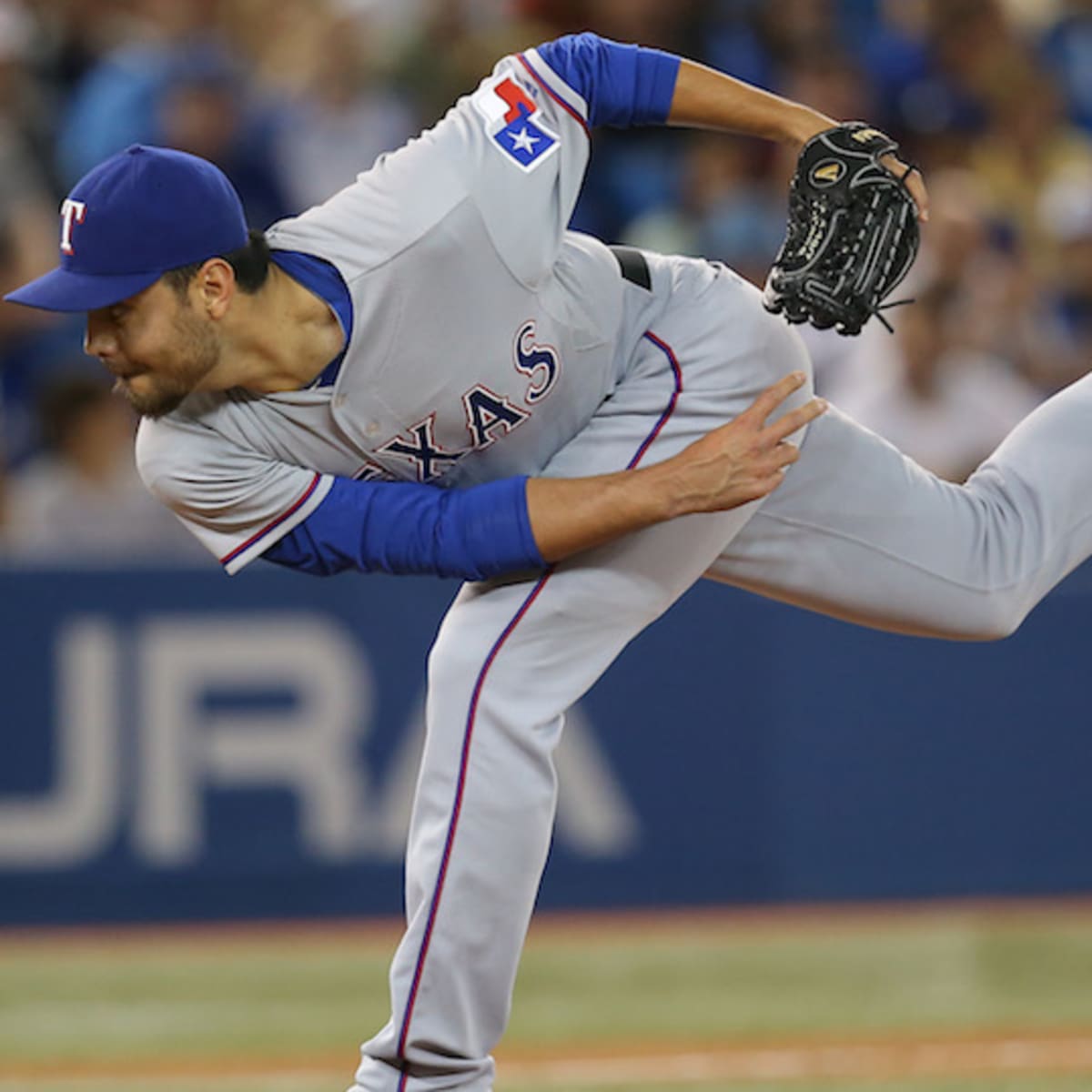 Pirates acquire former Royals closer Joakim Soria from Tigers