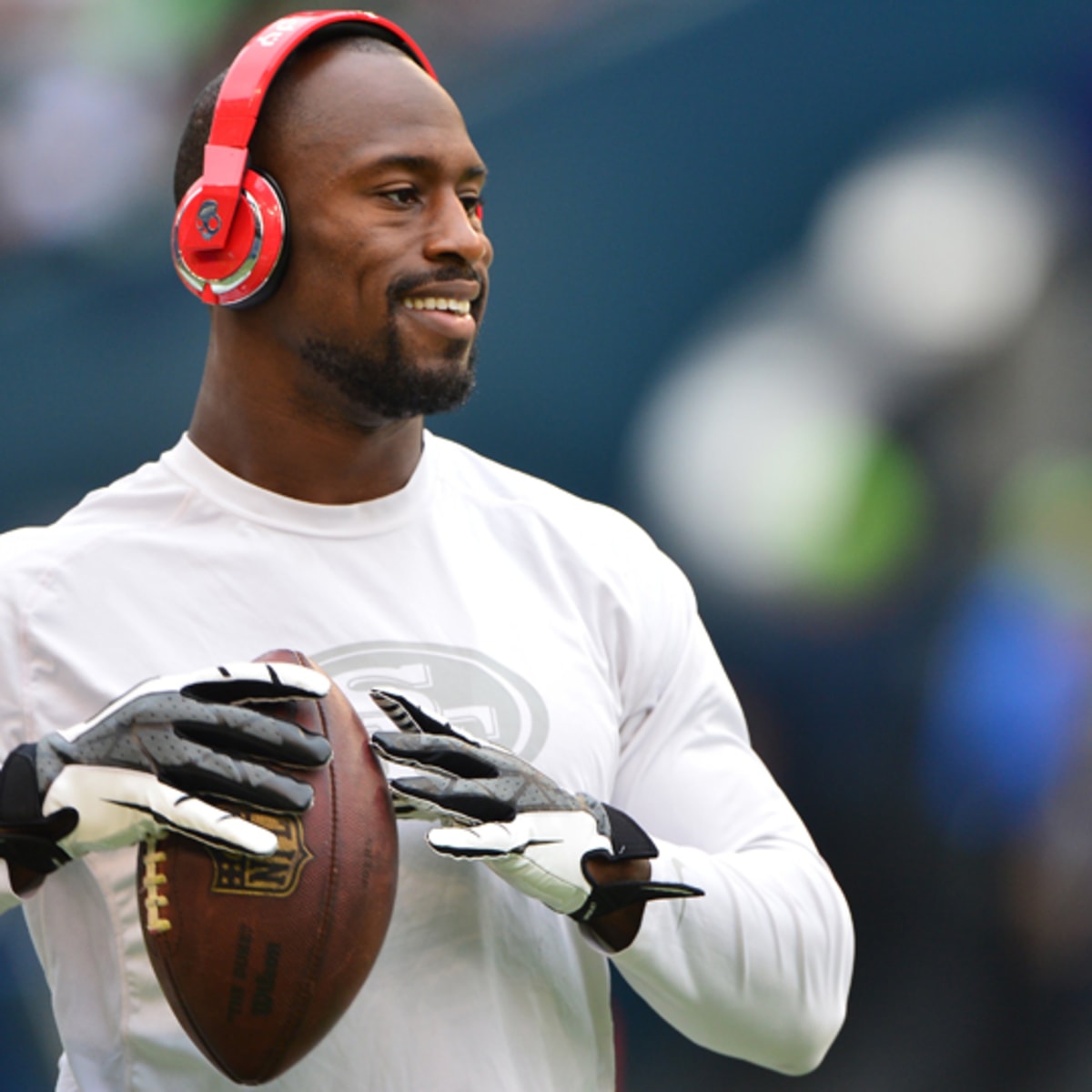 Vernon Davis wants to stay put - NBC Sports