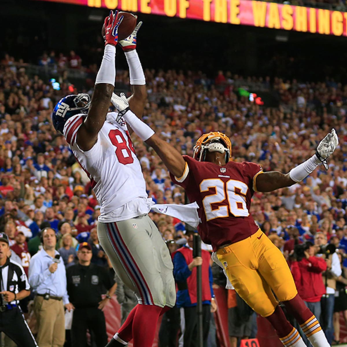 Donnell catches on as Giants rout Redskins 45-14