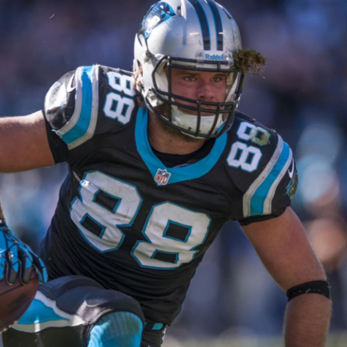 Carolina Panthers: Greg Olsen responds to Bills' WR Kelvin Benjamin