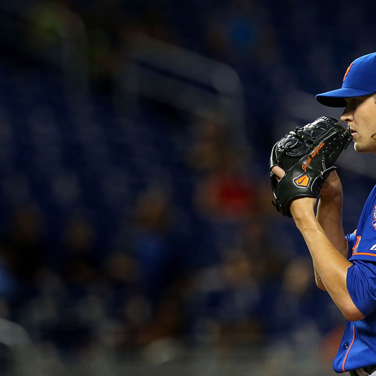 New York Mets pitcher Jacob deGrom ties MLB record with eight