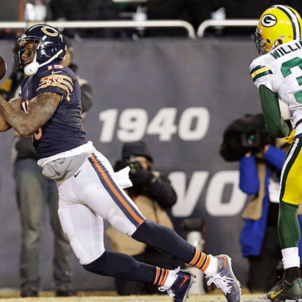 New Orleans Saints sign veteran receiver Brandon Marshall, NFL News