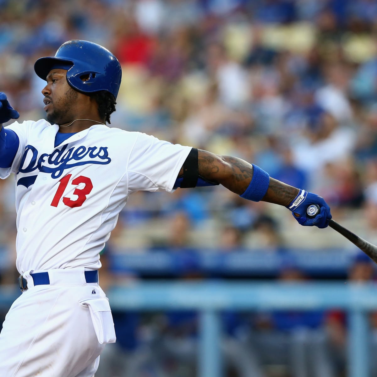 Dodgers place Hanley Ramirez to DL with oblique strain