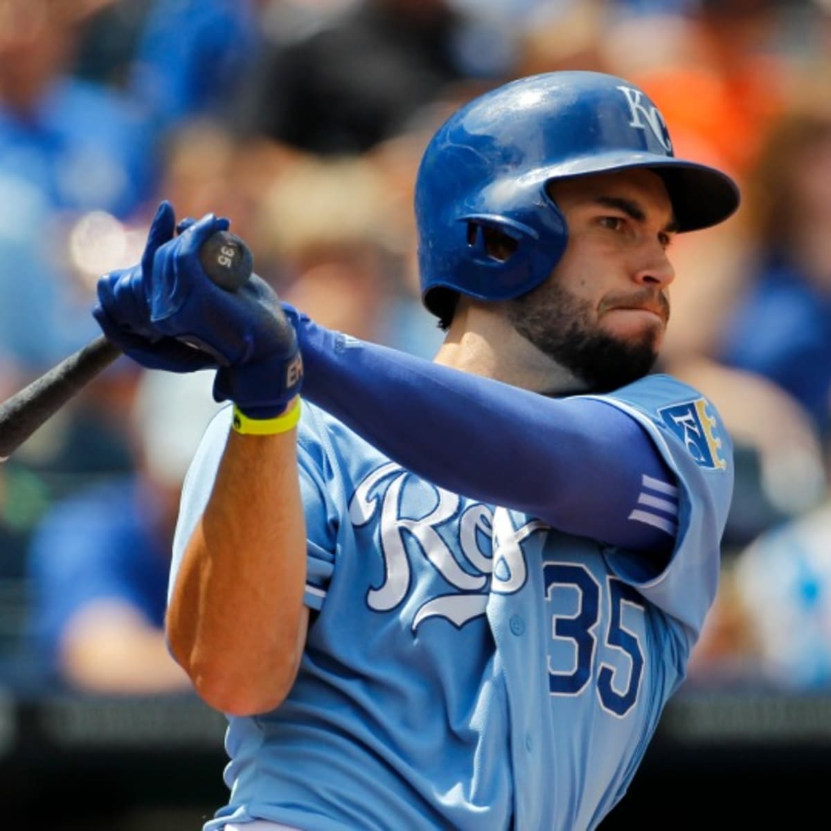 Eric Hosmer fractures left index finger