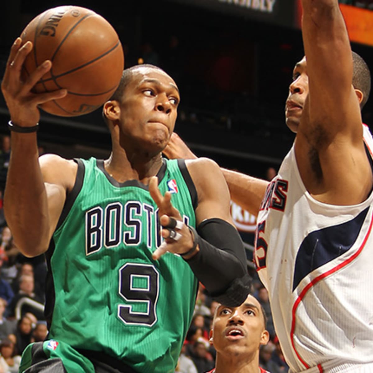 LA Clippers: Rajon Rondo makes NBA History, gears up for playoffs