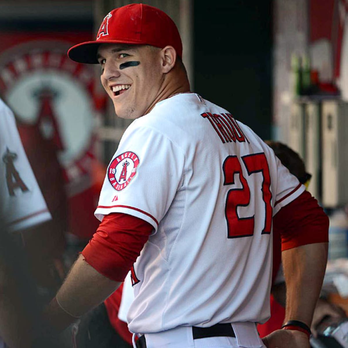 Mike Trout launches FIRST career home run off of Clayton Kershaw