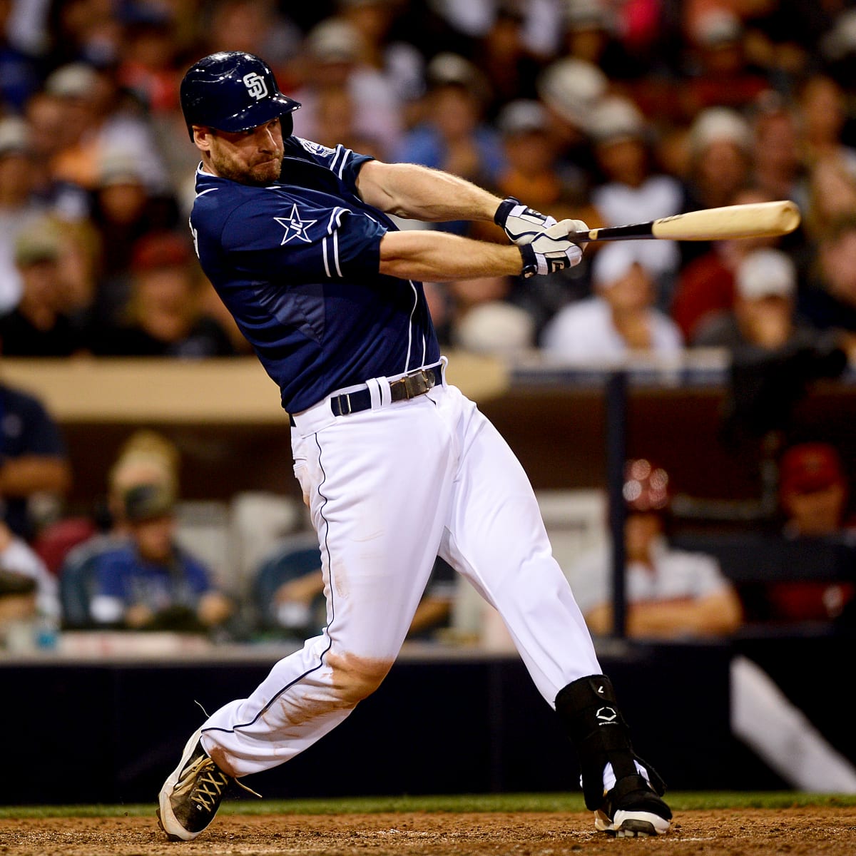 Padres trade Chase Headley to Yankees