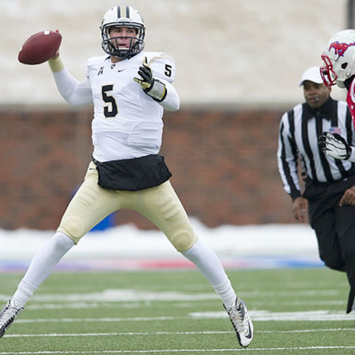 Blake Bortles selected No. 3 overall by the Jacksonville Jaguars in the  2014 NFL draft - Sports Illustrated