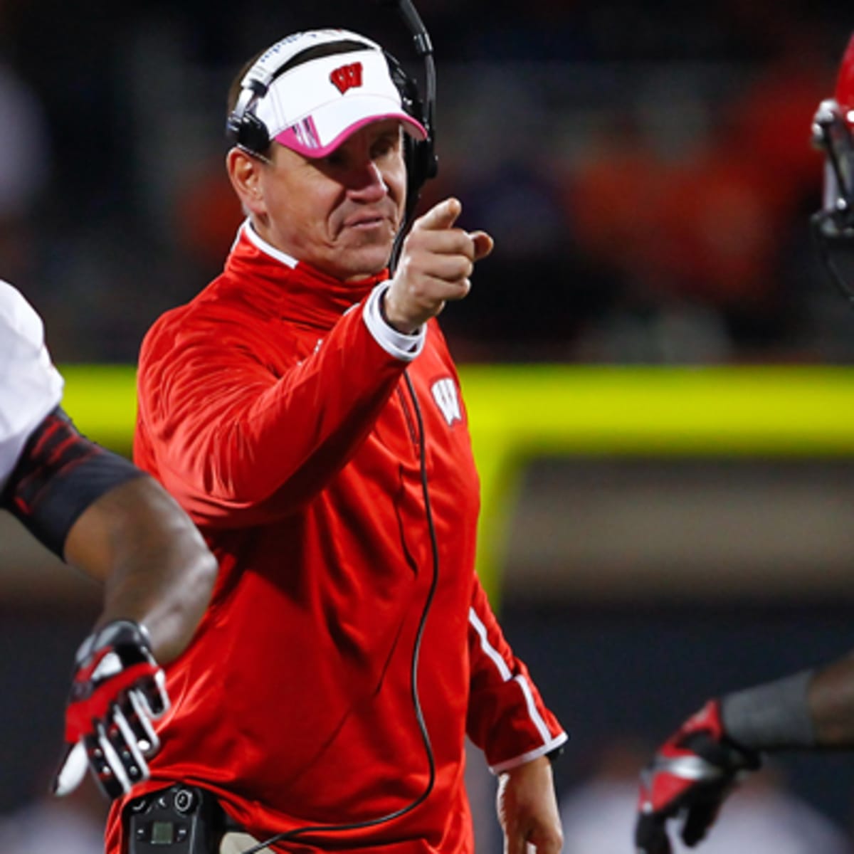 Wisconsin announces new deal for football coach Gary Andersen - Sports  Illustrated