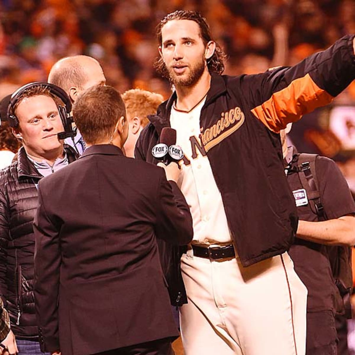 MLB on FOX - Madison Bumgarner was LIGHTS OUT in the 2014