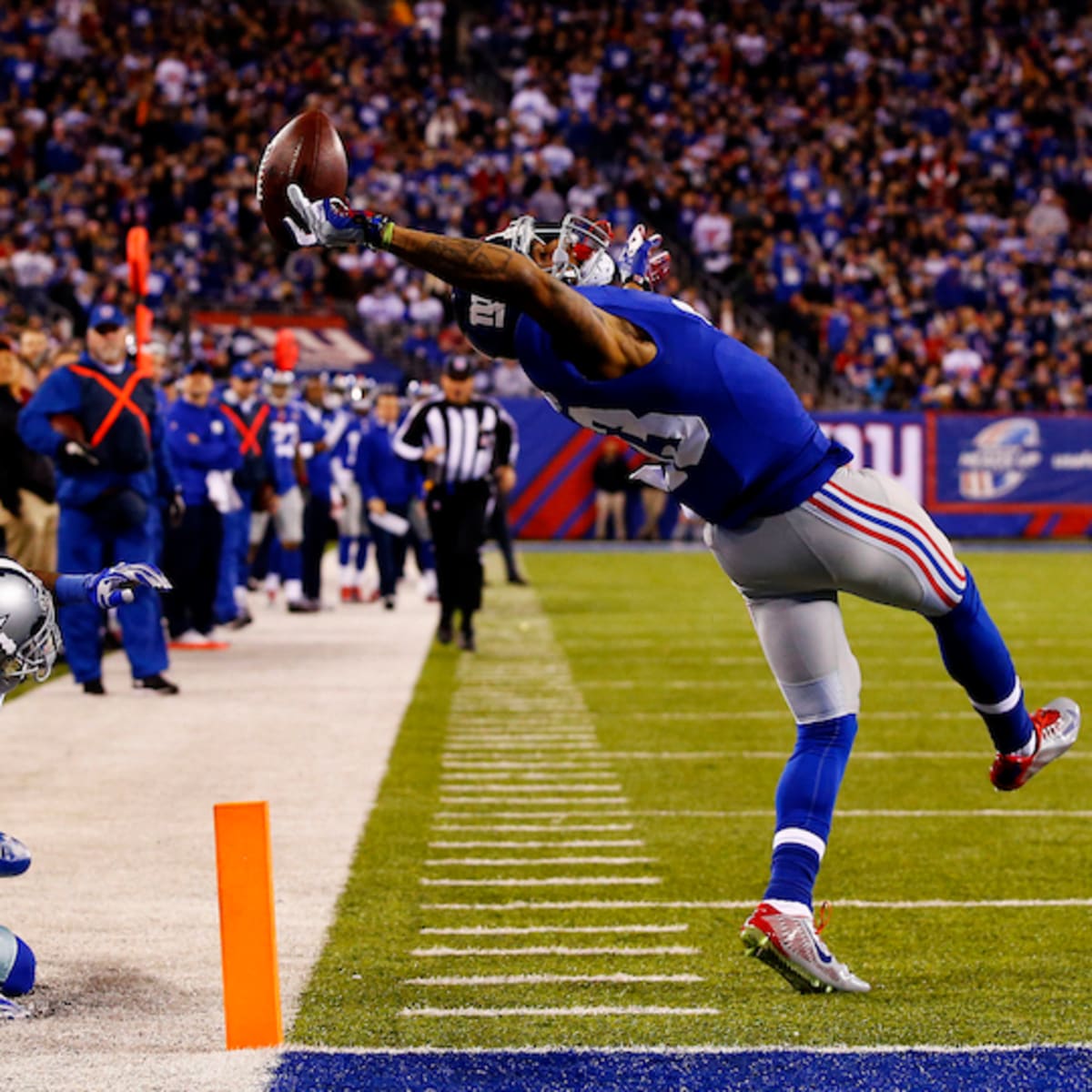 Odell Beckham Is Taking His Incredible One-Handed Catches to a New Level
