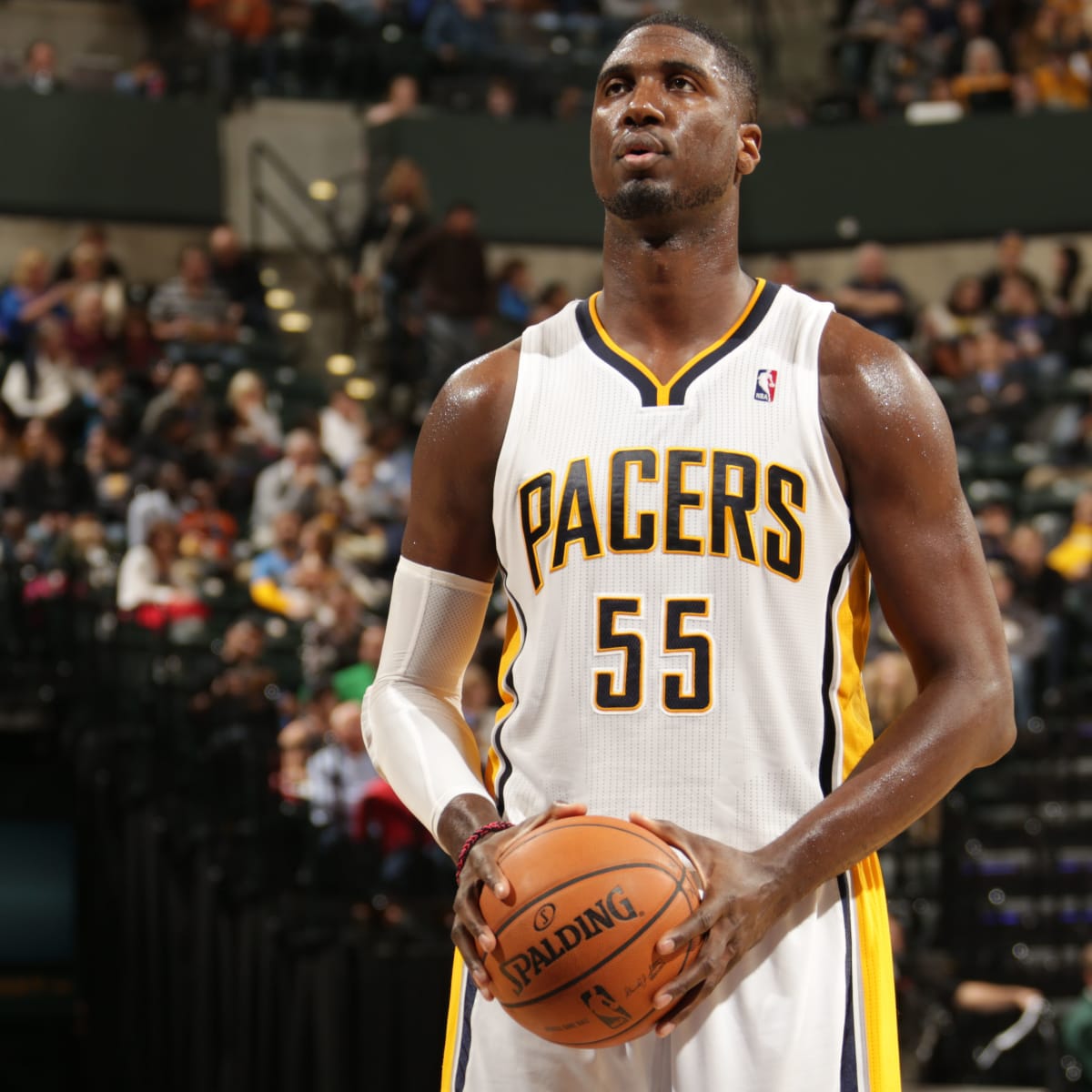 The Lakers and Pacers Have Reportedly Worked Out a Trade for Roy
