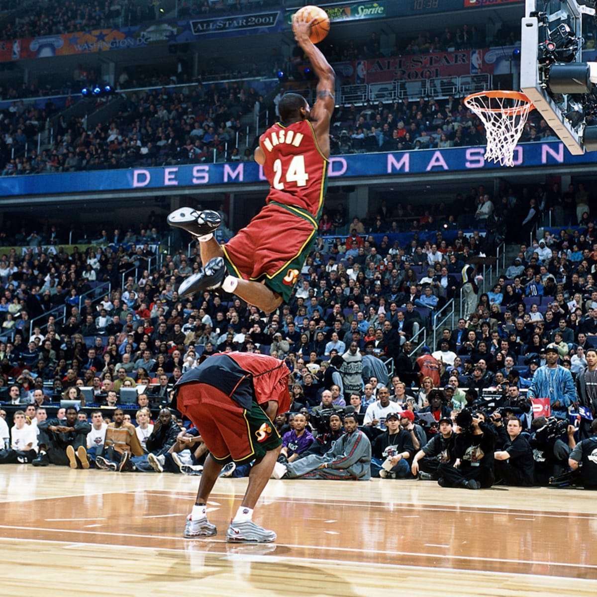 30 Years of NBA Dunk Contest Tweaks All the Rule Changes, Gimmicks, and Bad Ideas