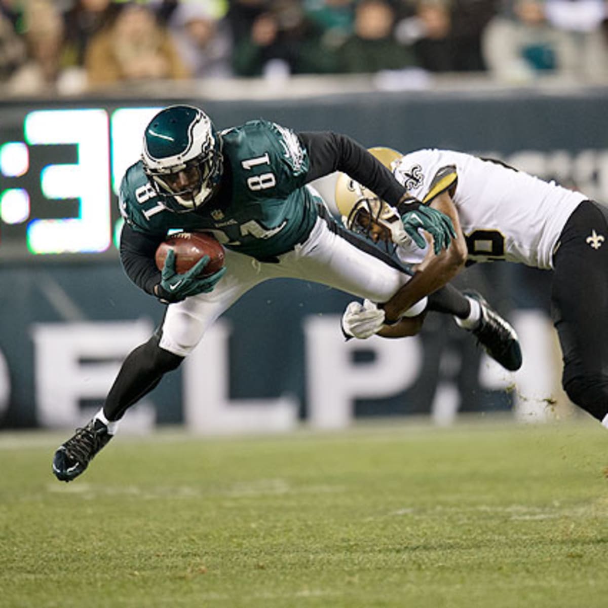 Eagles release wide receiver Jason Avant