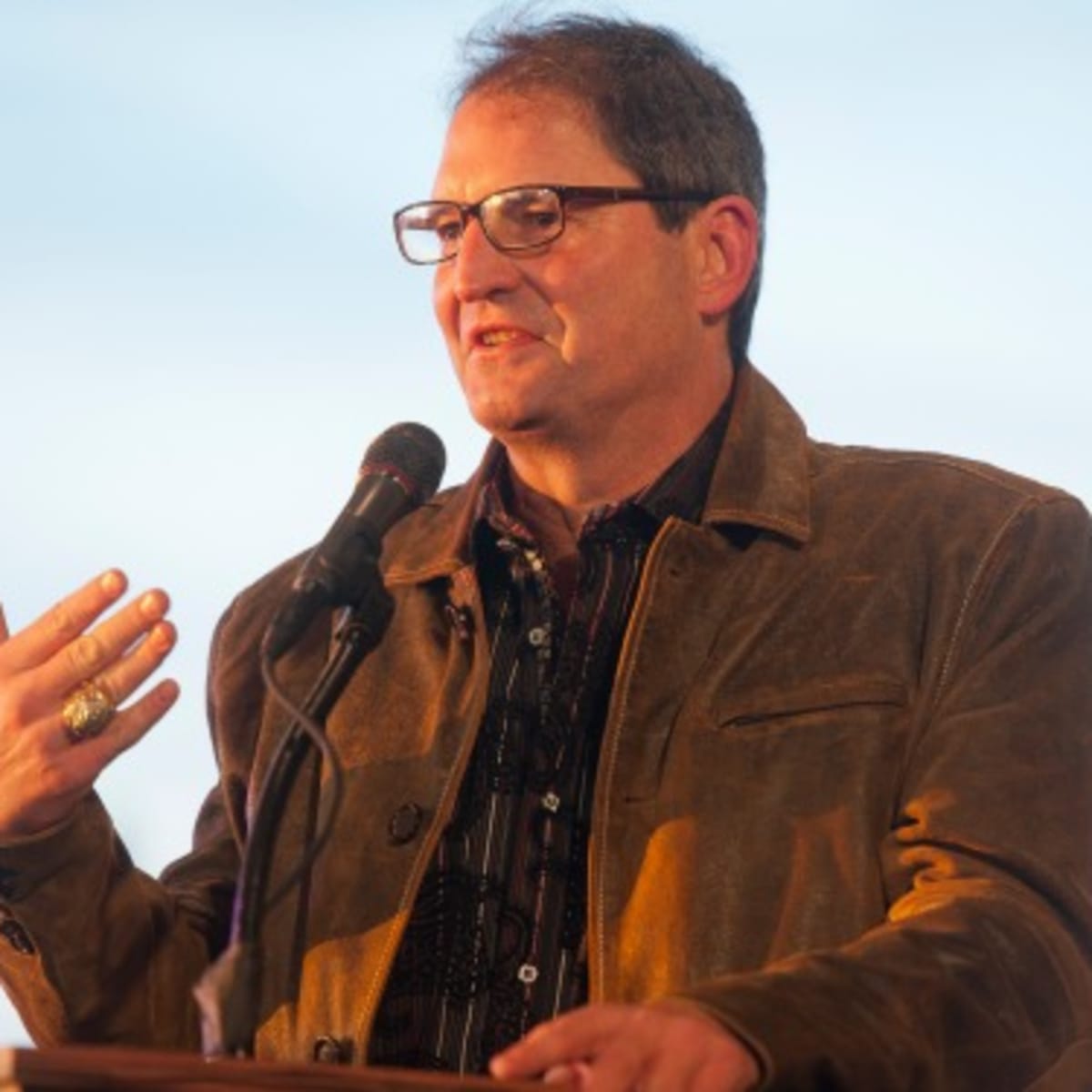 Former NFL quarterback Bernie Kosar sounds alarm on threat of