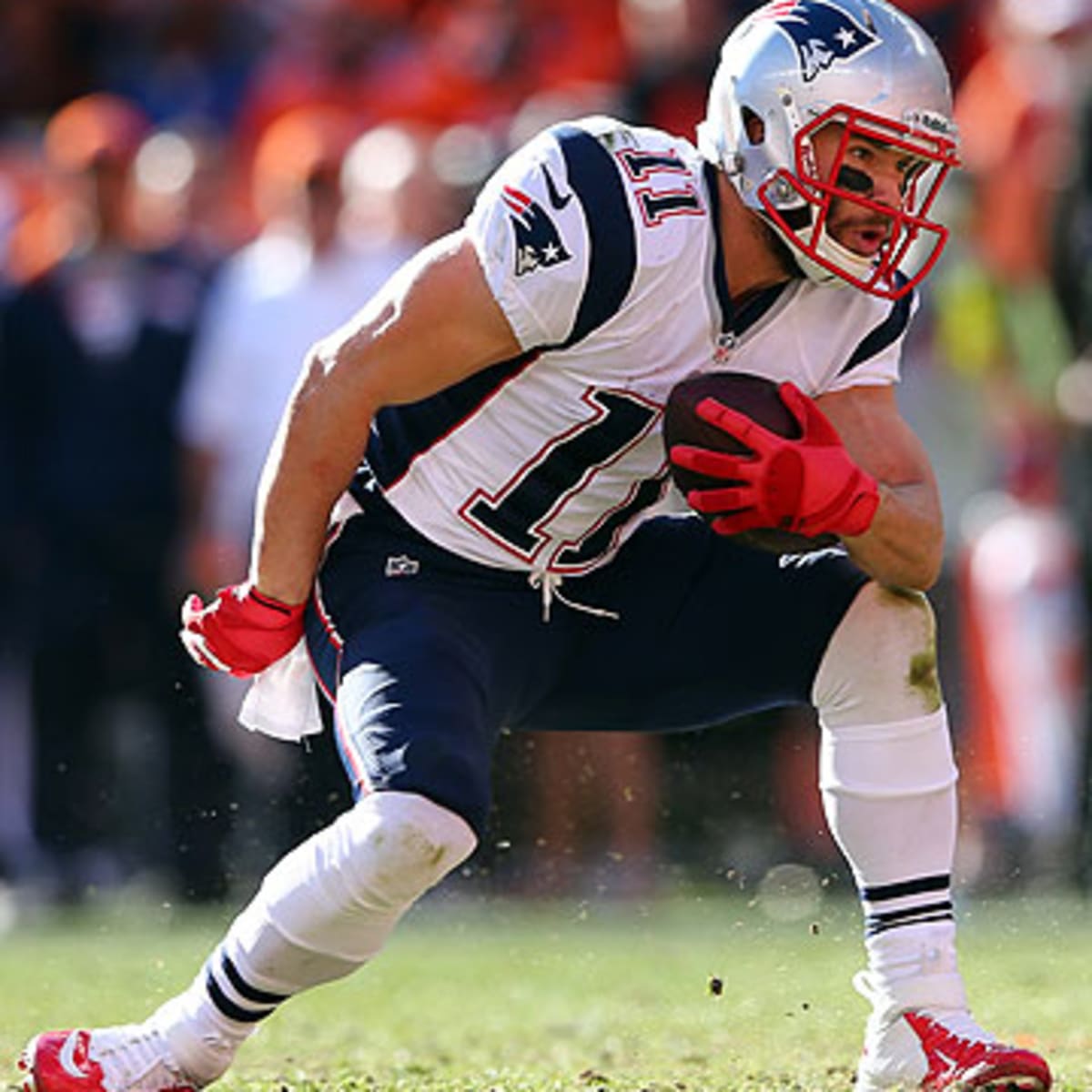 No, Julian Edelman didn't sign with Buccaneers; former Patriots WR