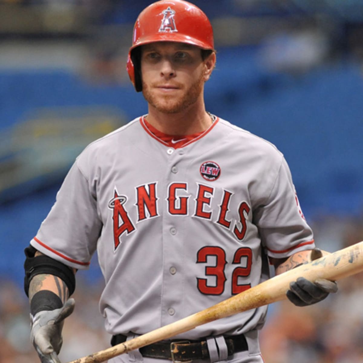 Josh Hamilton of the Los Angeles Angels of Anaheim smiles as wife News  Photo - Getty Images