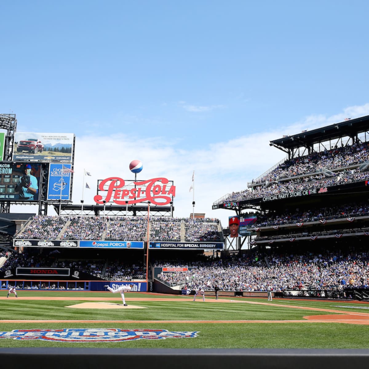 Mets fans attend home opener at Citi Field