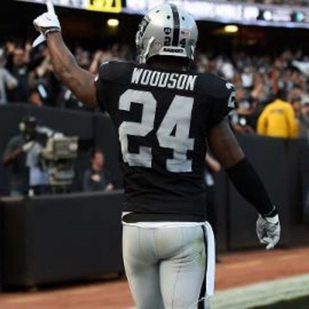 Charles Woodson: Oakland Raiders fans having 'hearts ripped out' again