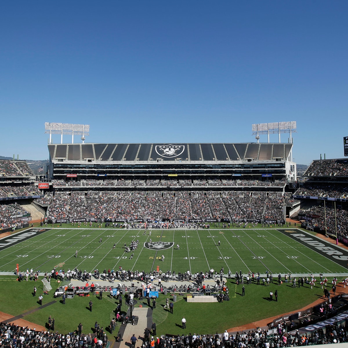 Oakland city leaders to ponder new plan for Raiders stadium