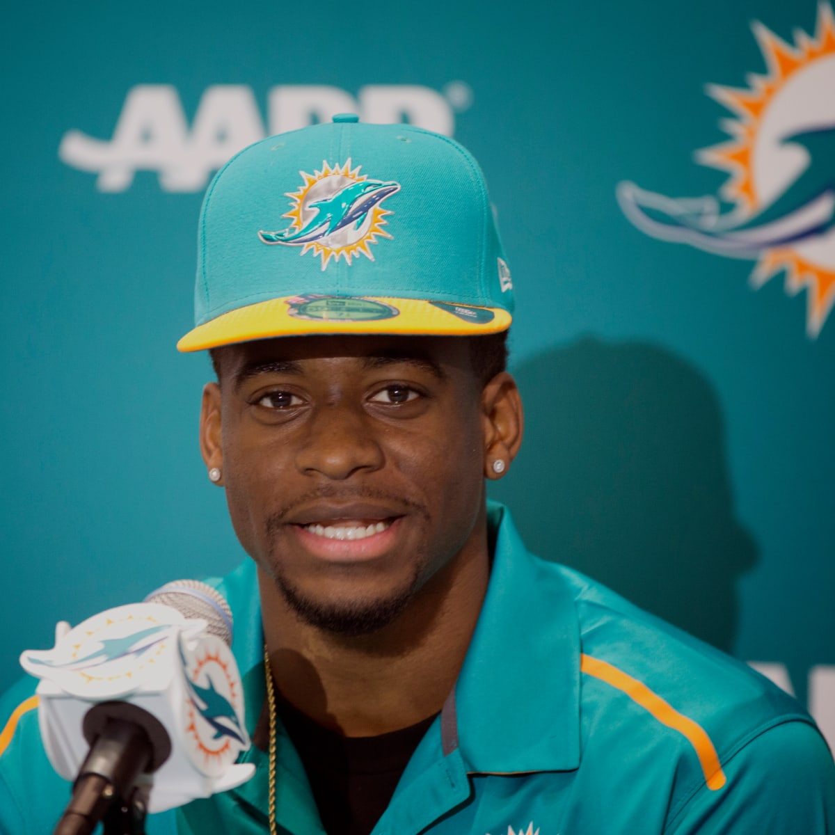 Confident 1st-Round Pick DeVante Parker Joins Miami Dolphins - CBS Miami