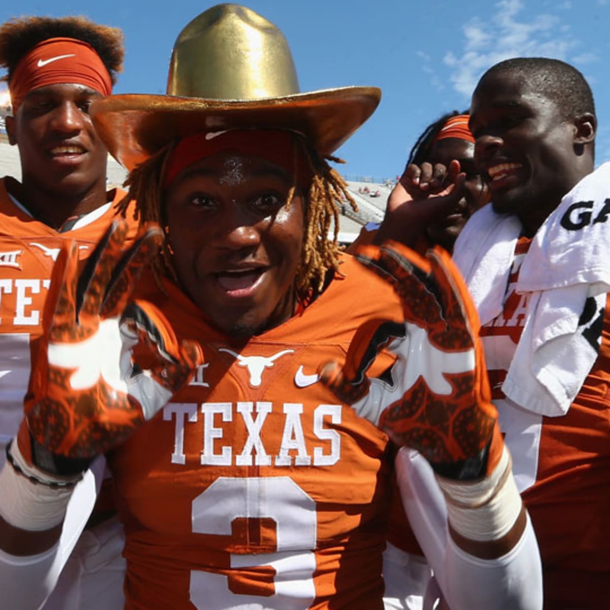 Nike Won't Renew Univ. Of Texas Apparel Deal, Likely Igniting A Bidding War  For Rights