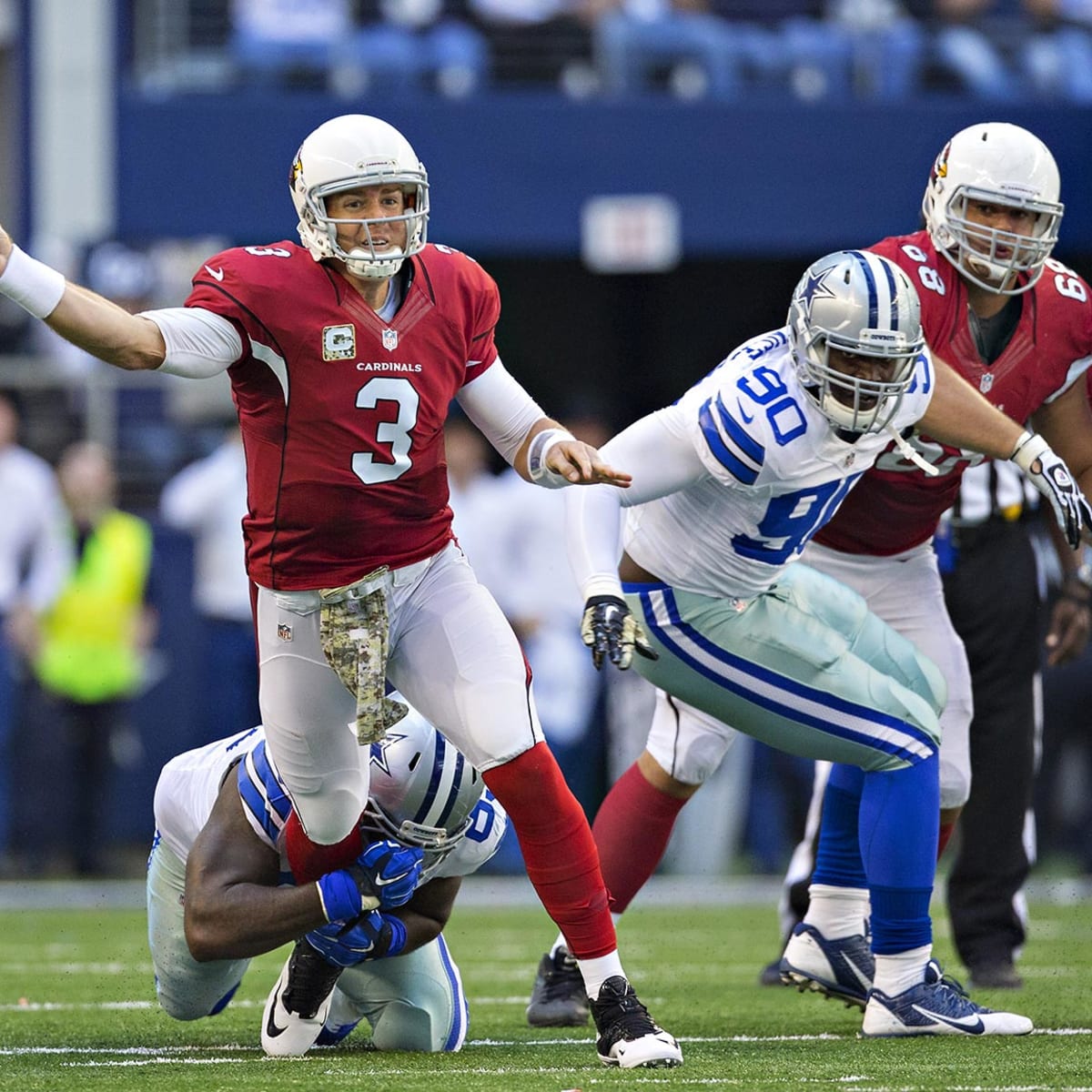 Cardinals vs. Cowboys: Watch Carson Palmer on inflatable unicorn