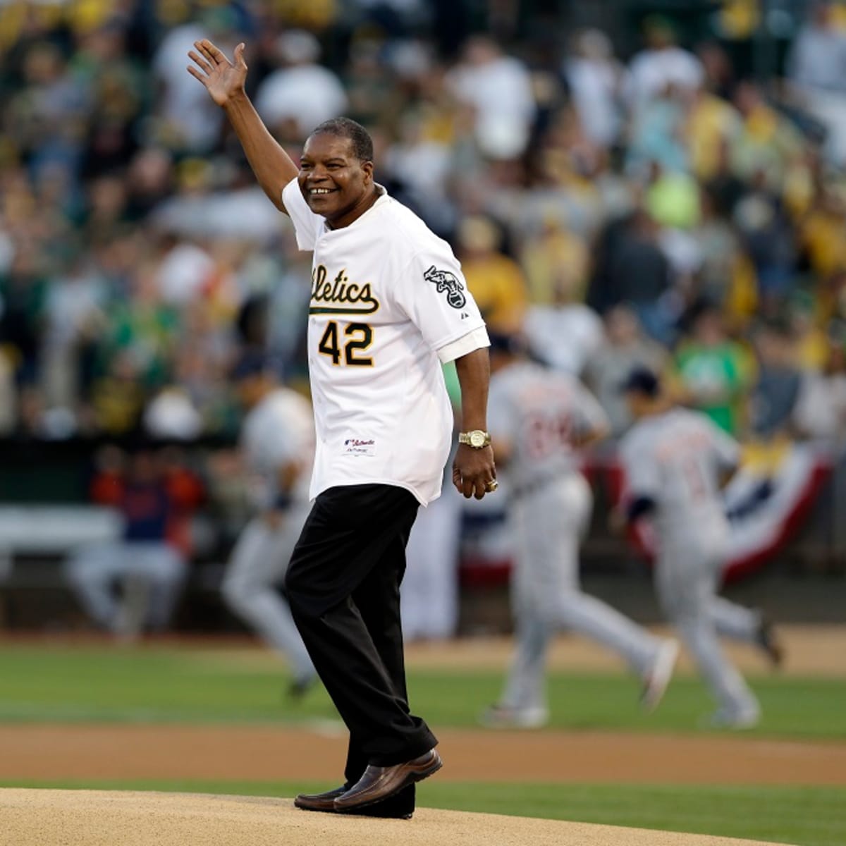 Dave Henderson, '86 Red Sox Hero With a Fateful Home Run, Dies at