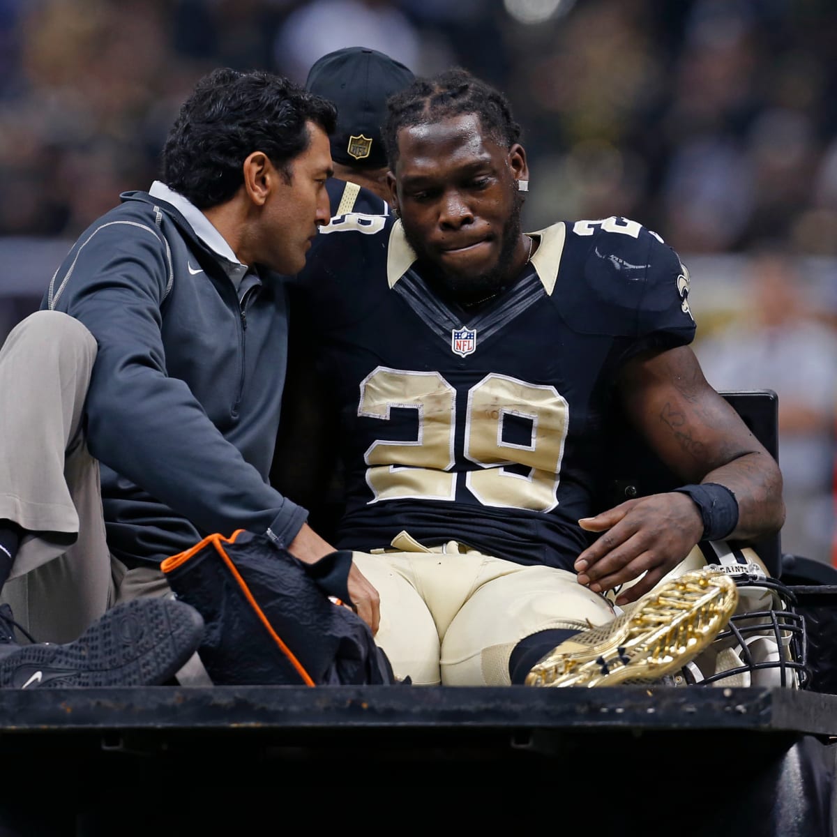 Khiry Robinson scores overtime TD to lead New Orleans Saints to 37-31 win  vs. Tampa Bay, Saints