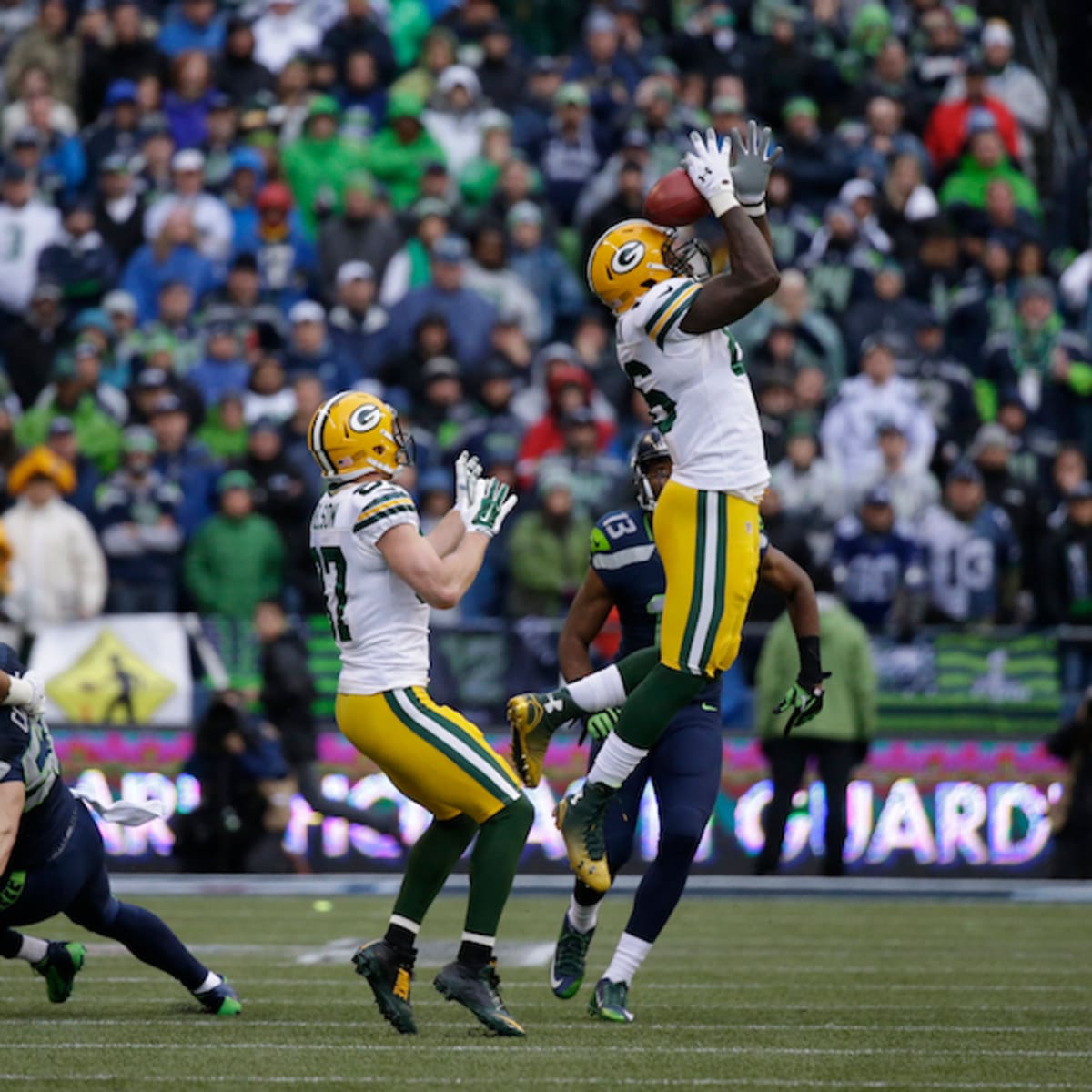 Bostick's botched attempt to catch onside kick turns tide