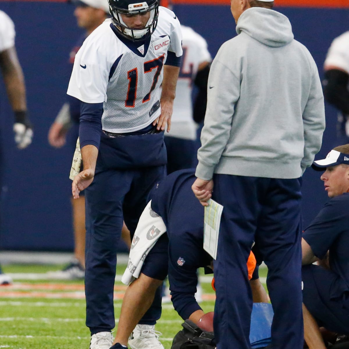 Head coach John Fox talks to Tim Tebow during the second half of an NFL  football game against the Minnesota Vikings – Denver Broncos History