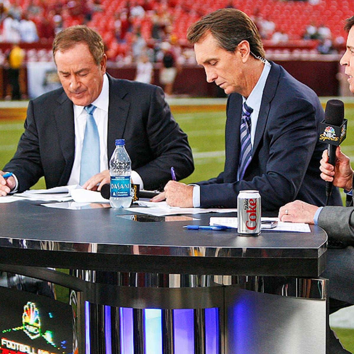 NFL Fans Not Happy With Cris Collinsworth's Performance Tonight - The Spun:  What's Trending In The Sports World Today