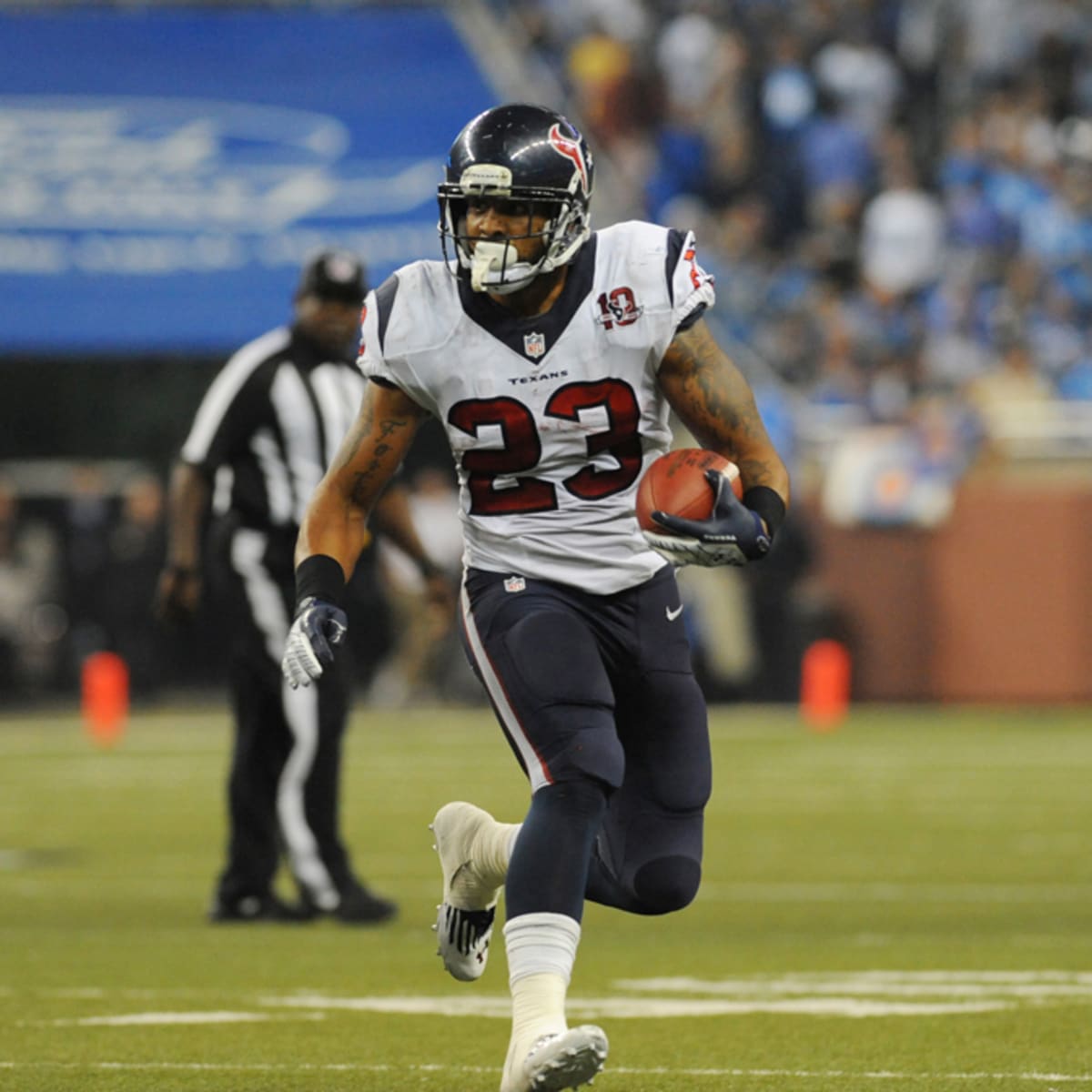 Arian Foster, Worn Down by Injuries, Announces Immediate