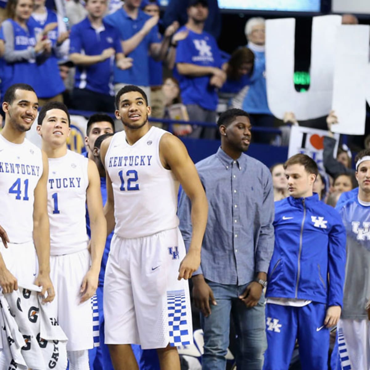 2015 NCAA Tournament: ESPN bracket experts predict the Final Four,  Champions - Streaking The Lawn