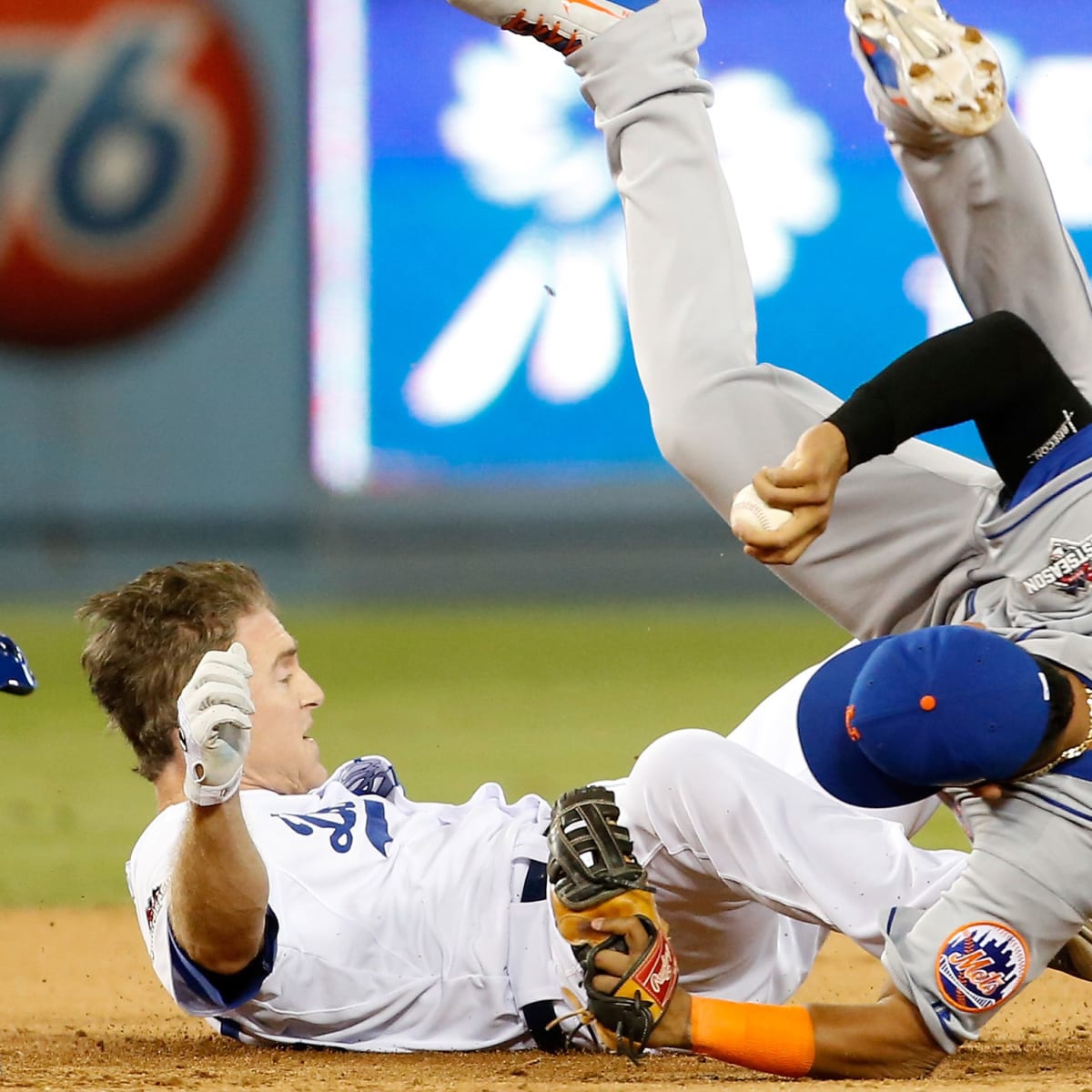 Dodgers Dugout: Answering all your Chase Utley slide questions