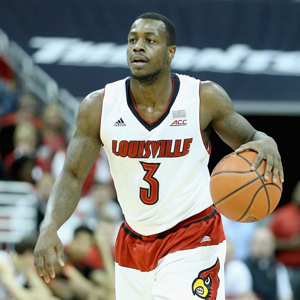 College Basketball World Is Shocked By Louisville's Record - The Spun:  What's Trending In The Sports World Today