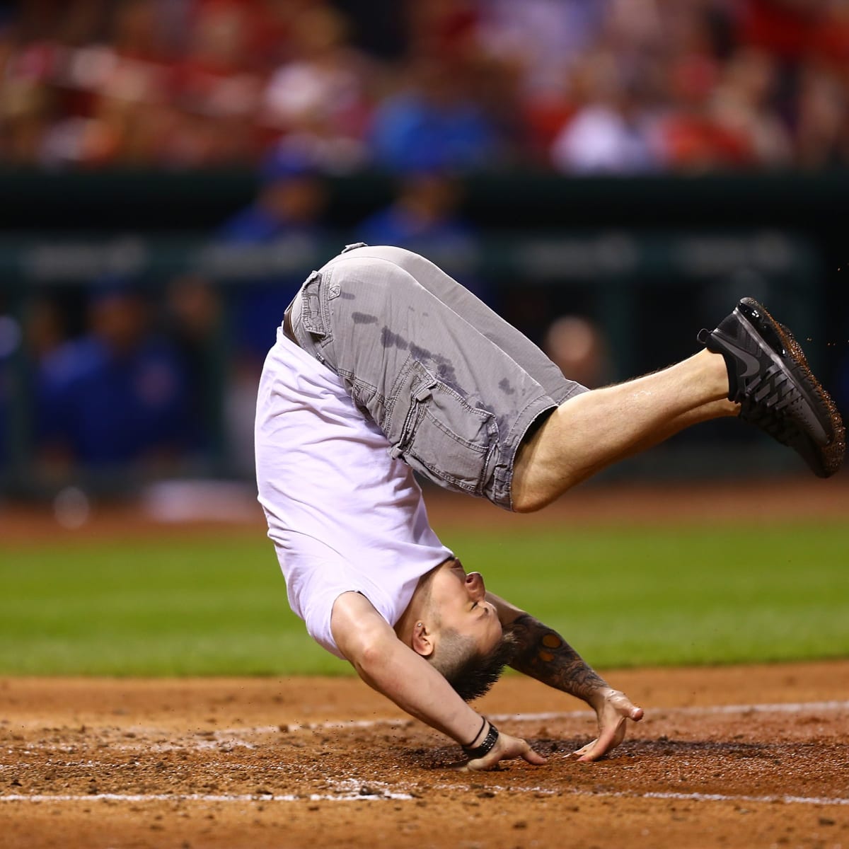 MLB fans roast St. Louis Cardinals supporters for leaving playoff game  early after team blows ninth-inning lead: I thought they were the best  fans in baseball, This is embarrassing from these people